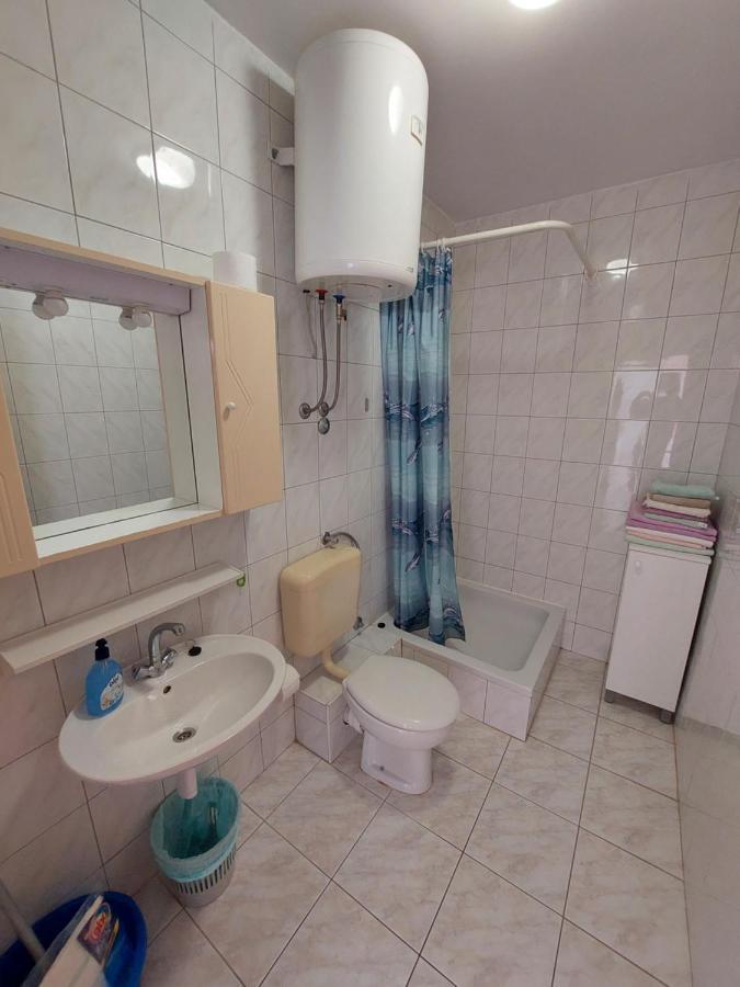 Apartments Neva & Neva Beach House Srima Extérieur photo