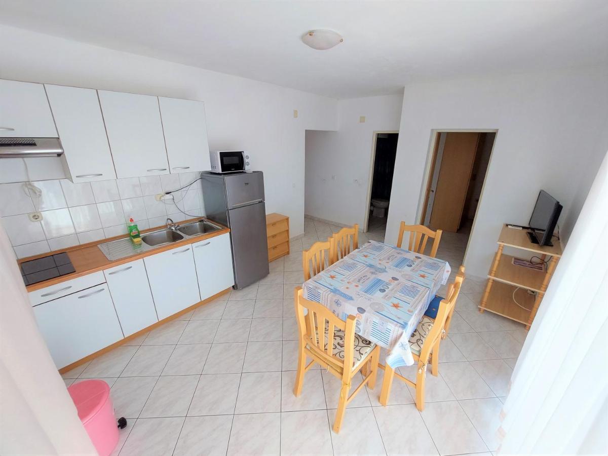 Apartments Neva & Neva Beach House Srima Extérieur photo
