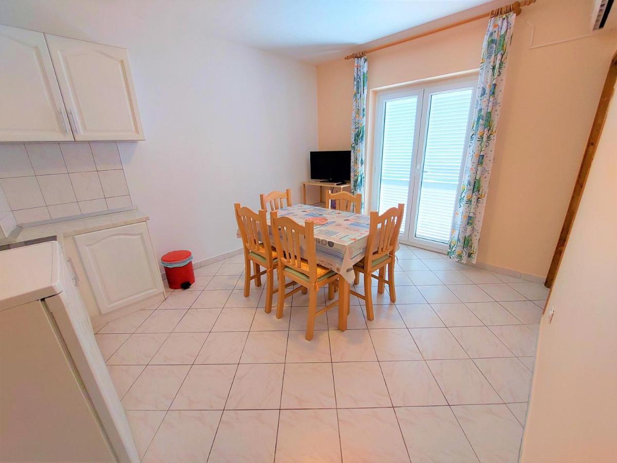 Apartments Neva & Neva Beach House Srima Extérieur photo