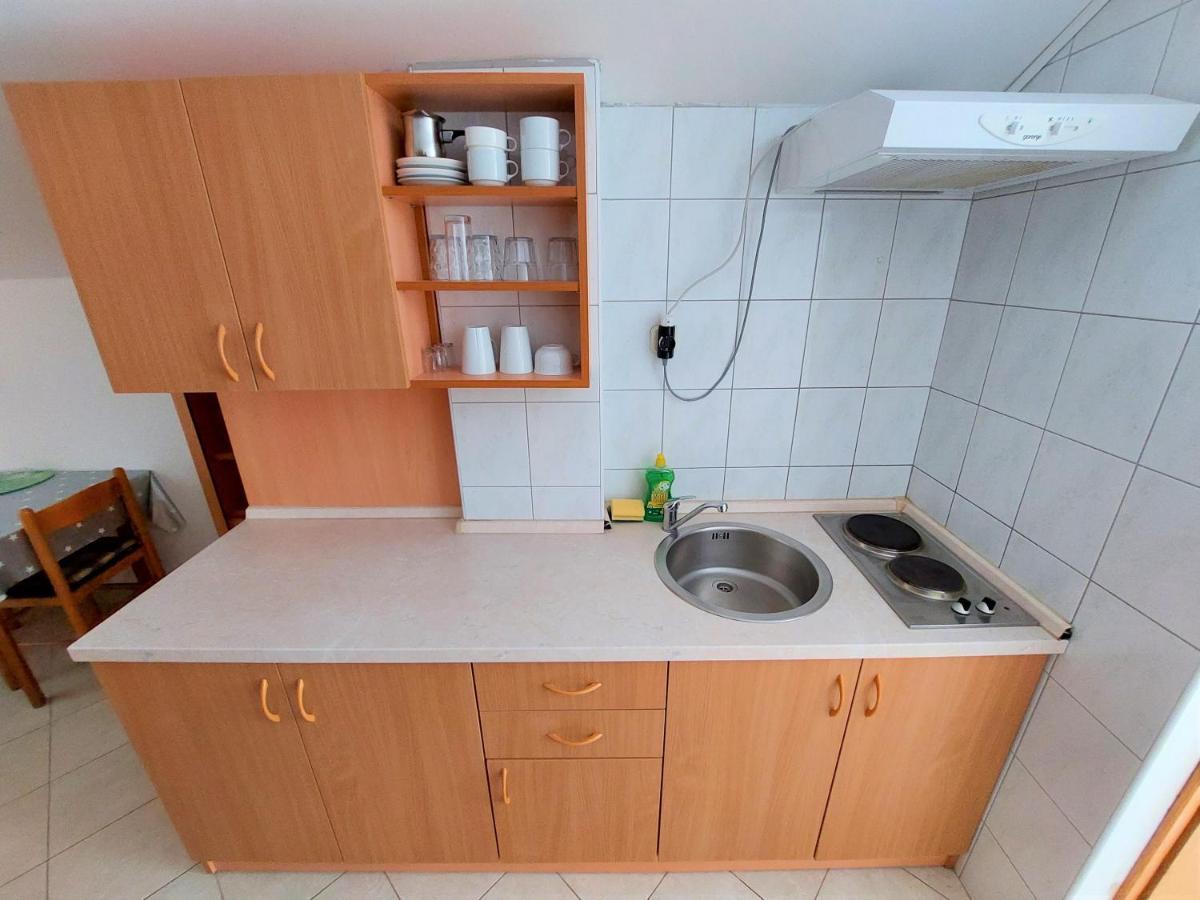 Apartments Neva & Neva Beach House Srima Extérieur photo