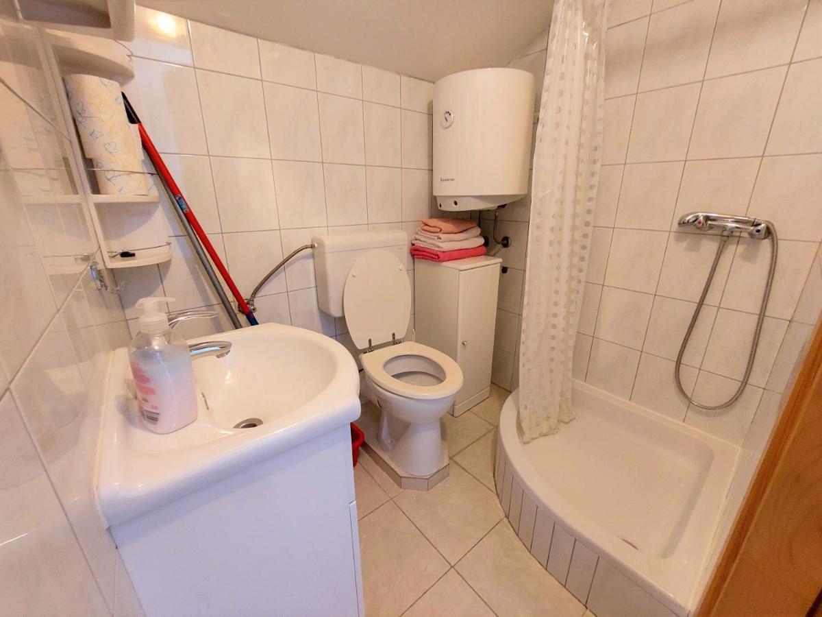 Apartments Neva & Neva Beach House Srima Extérieur photo