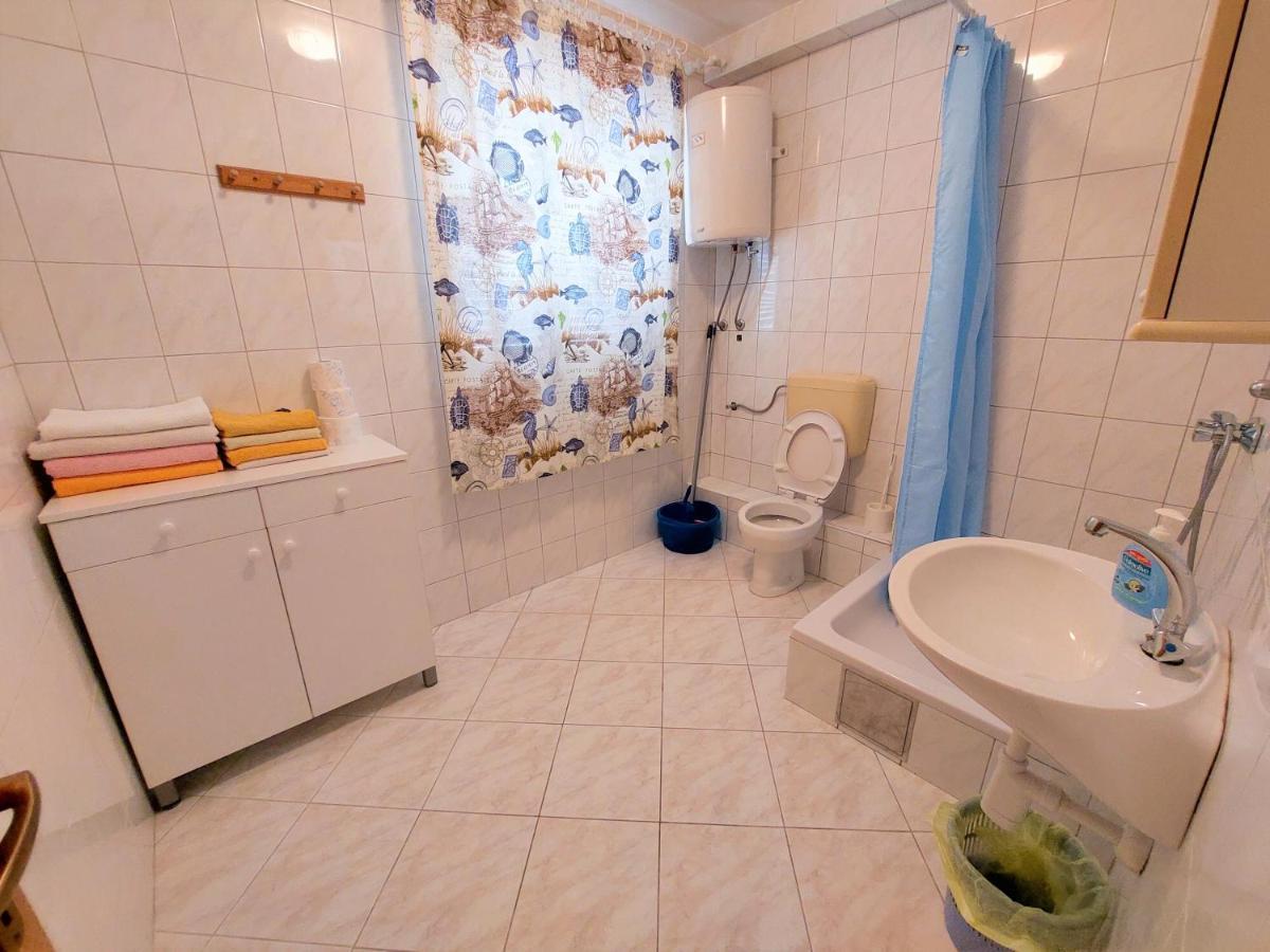 Apartments Neva & Neva Beach House Srima Extérieur photo